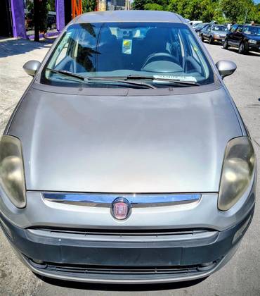 FIAT PUNTO 1.4 ATTRACTIVE ITALIA 8V FLEX 4P MANUAL